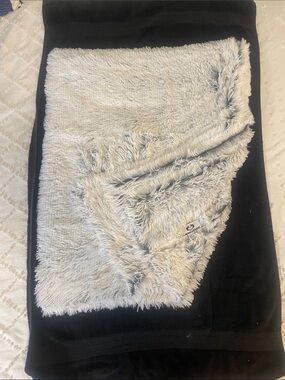 Cozy Reversible Faux Fur Throw 58 x 48- Light Gray